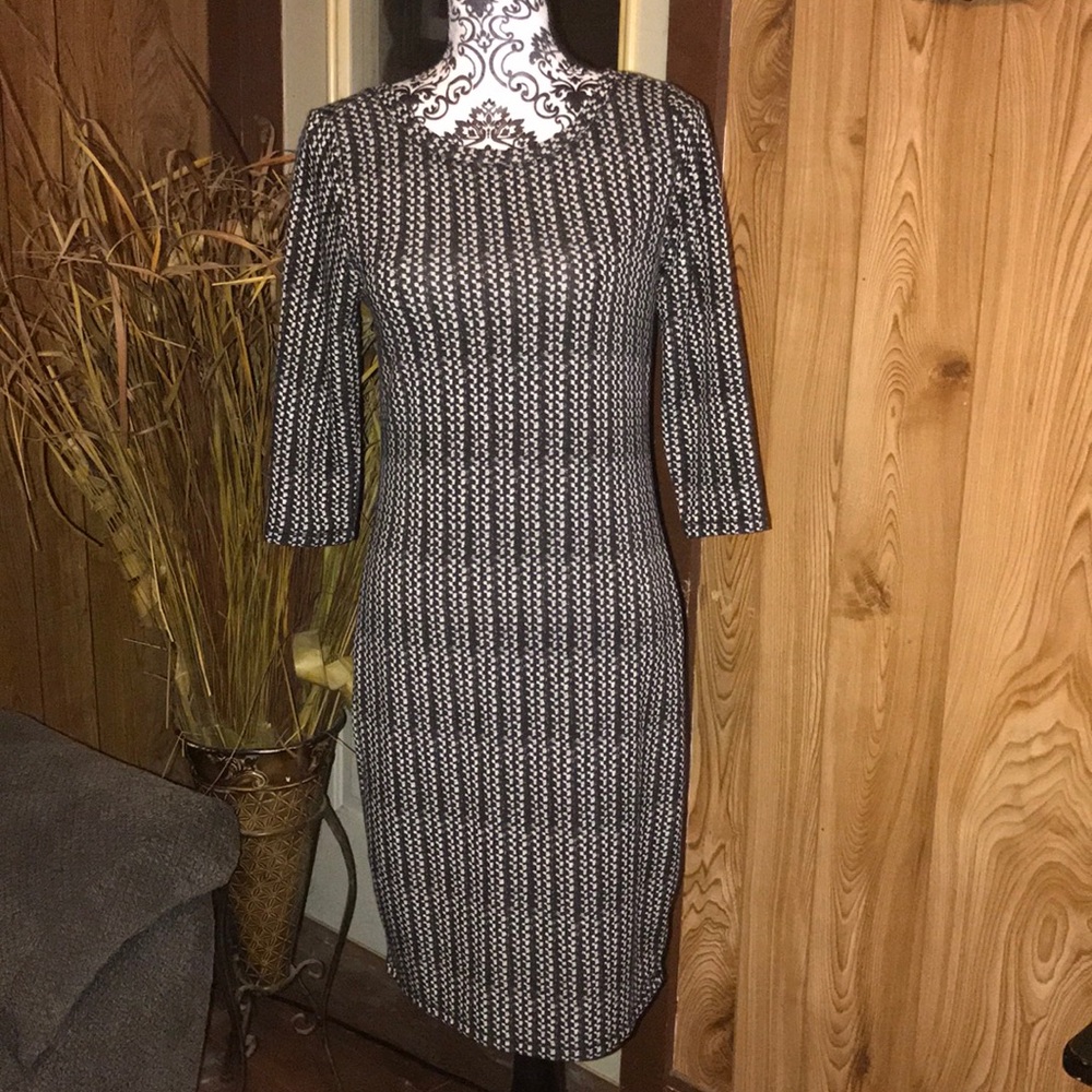 Philosophy Dress - Picture 1 of 7